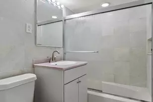 7541 Spring Lake Dr, Bethesda, MD 20817 - Photo 9