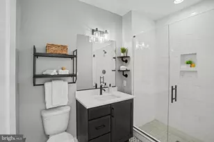 8215 River Rd, Bethesda, MD 20817 - Photo 25