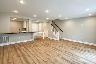 36 Pennydog Ct, Silver Spring, MD 20902 - Photo 19