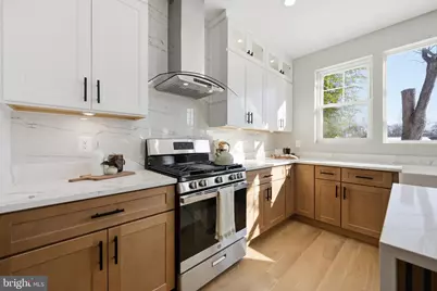 607 Burgundy Drive, Rockville, MD 20850 - Photo 5