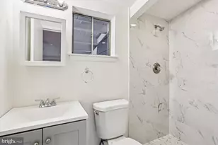 420 Lamberton Dr, Silver Spring, MD 20902 - Photo 29