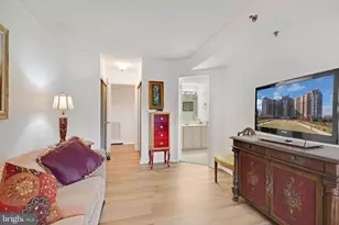 5809 Nicholson Ln, North Bethesda, MD 20852 - Photo 17