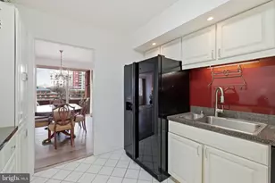 5809 Nicholson Ln, North Bethesda, MD 20852 - Photo 9