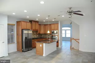 336 Grand St, Gaithersburg, MD 20878 - Photo 17