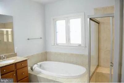 336 Grand Street, Gaithersburg, MD 20878 - Photo 25