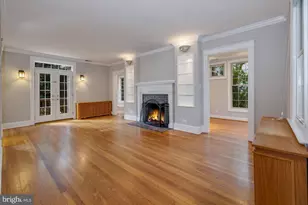 8020 Park Ln, Bethesda, MD 20814 - Photo 3