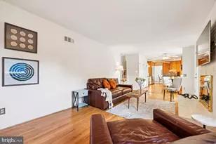 9304 Bells Mill Rd, Potomac, MD 20854 - Photo 25