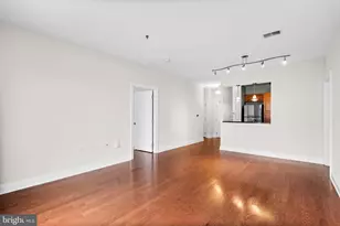 38 Maryland Ave, Rockville, MD 20850 - Photo 9