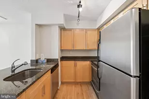 7500 Woodmont Ave, Bethesda, MD 20814 - Photo 11