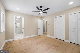 889 Diamond Dr, Gaithersburg, MD 20878 - Photo 17