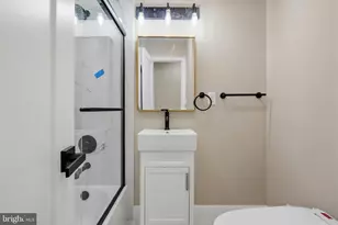 889 Diamond Dr, Gaithersburg, MD 20878 - Photo 21