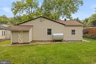 4 Russell Rd, Cabin John, MD 20818 - Photo 31