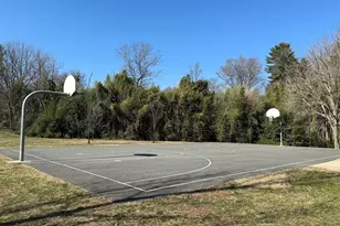 4 Russell Rd, Cabin John, MD 20818 - Photo 49