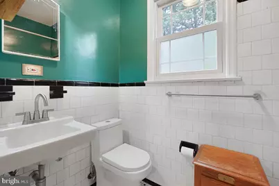 905 Erie Avenue, Takoma Park, MD 20912 - Photo 17