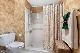 24 Courthouse Sq, Rockville, MD 20850 - Photo 31