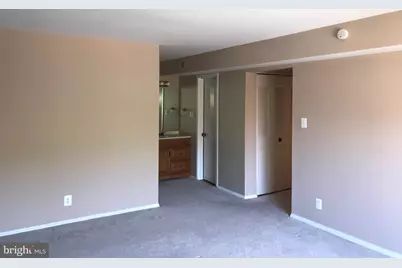 11401 Commonwealth Drive #301, Rockville, MD 20852 - Photo 3