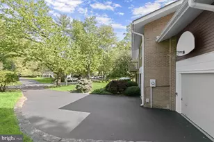 8210 Stone Trail Dr, Bethesda, MD 20817 - Photo 31