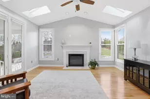 13222 Maplecrest Dr, Potomac, MD 20854 - Photo 19