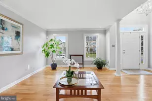 13222 Maplecrest Dr, Potomac, MD 20854 - Photo 7