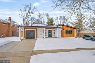 6311 Carnegie Dr, Bethesda, MD 20817 - Photo 3