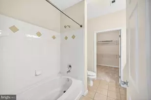 16 Granite Pl, Gaithersburg, MD 20878 - Photo 23