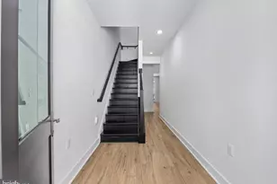 8607 Erdem Pl, Chevy Chase, MD 20815 - Photo 5