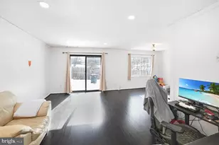 23 Honey Brook Ln, Gaithersburg, MD 20878 - Photo 5