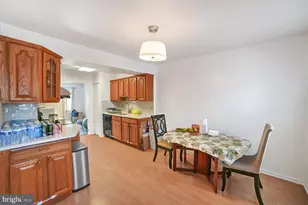 23 Honey Brook Ln, Gaithersburg, MD 20878 - Photo 11