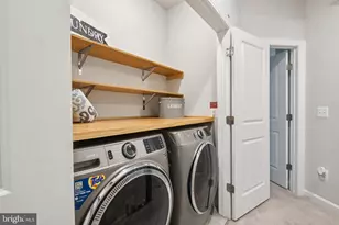 8152 Tompkins St, Rockville, MD 20855 - Photo 35