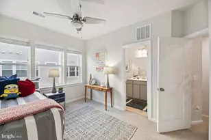 8152 Tompkins St, Rockville, MD 20855 - Photo 29