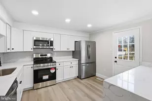 25604 Coltrane Dr, Damascus, MD 20872 - Photo 13