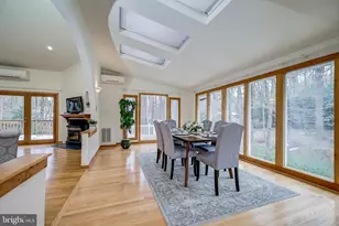 11005 Fawsett Rd, Potomac, MD 20854 - Photo 9