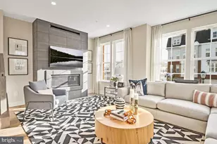 2521 Farmstead Dr, Rockville, MD 20850 - Photo 11