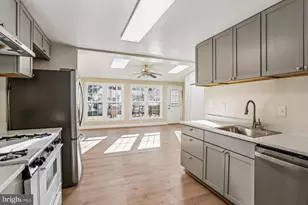 4106 Ferrara Dr, Silver Spring, MD 20906 - Photo 15