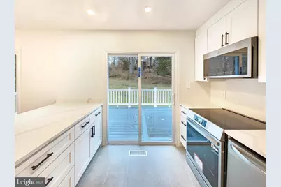 10103 Meredith Avenue, Silver Spring, MD 20910 - Photo 9