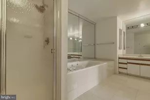 10804 Brewer House Rd, Rockville, MD 20852 - Photo 21