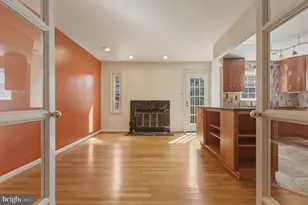 10804 Brewer House Rd, Rockville, MD 20852 - Photo 11