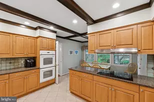 7605 Hackamore Dr, Potomac, MD 20854 - Photo 3