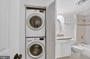 7111 Woodmont Ave, Bethesda, MD 20815 - Photo 17