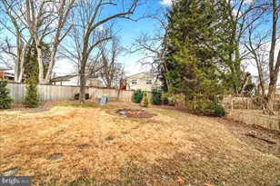 11206 Ashley Dr, Rockville, MD 20852 - Photo 13