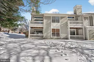 10848 Antigua Terrace, Rockville, MD 20852 - Photo 3