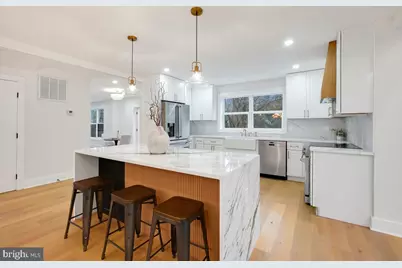 9201 Farnsworth, Potomac, MD 20854 - Photo 15