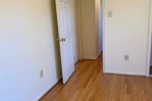 19 Allenhurst Ct, Gaithersburg, MD 20878 - Photo 13