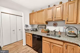 3240 Gleneagles Dr, Silver Spring, MD 20906 - Photo 11