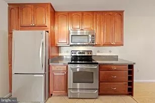 15435 Reprise Terrace, Rockville, MD 20850 - Photo 5