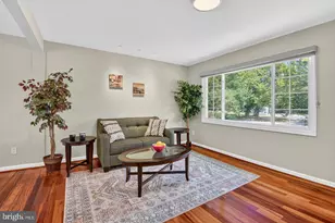 9928 Fleming Ave, Bethesda, MD 20814 - Photo 3