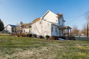 7816 Derwood St, Rockville, MD 20855 - Photo 3