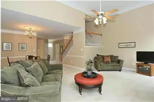 13606 Mills Farm Rd, Rockville, MD 20850 - Photo 5