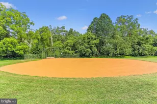 4717 Topping Rd, Rockville, MD 20852 - Photo 47