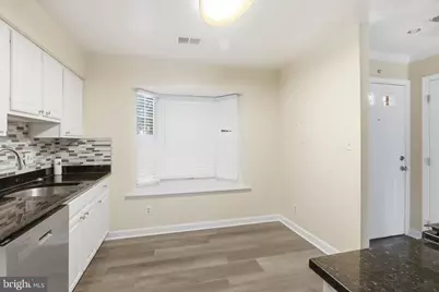 4009 Chesterwood Drive #4009, Silver Spring, MD 20906 - Photo 9
